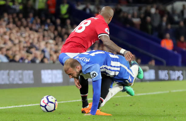 采取零容忍 采取零容忍